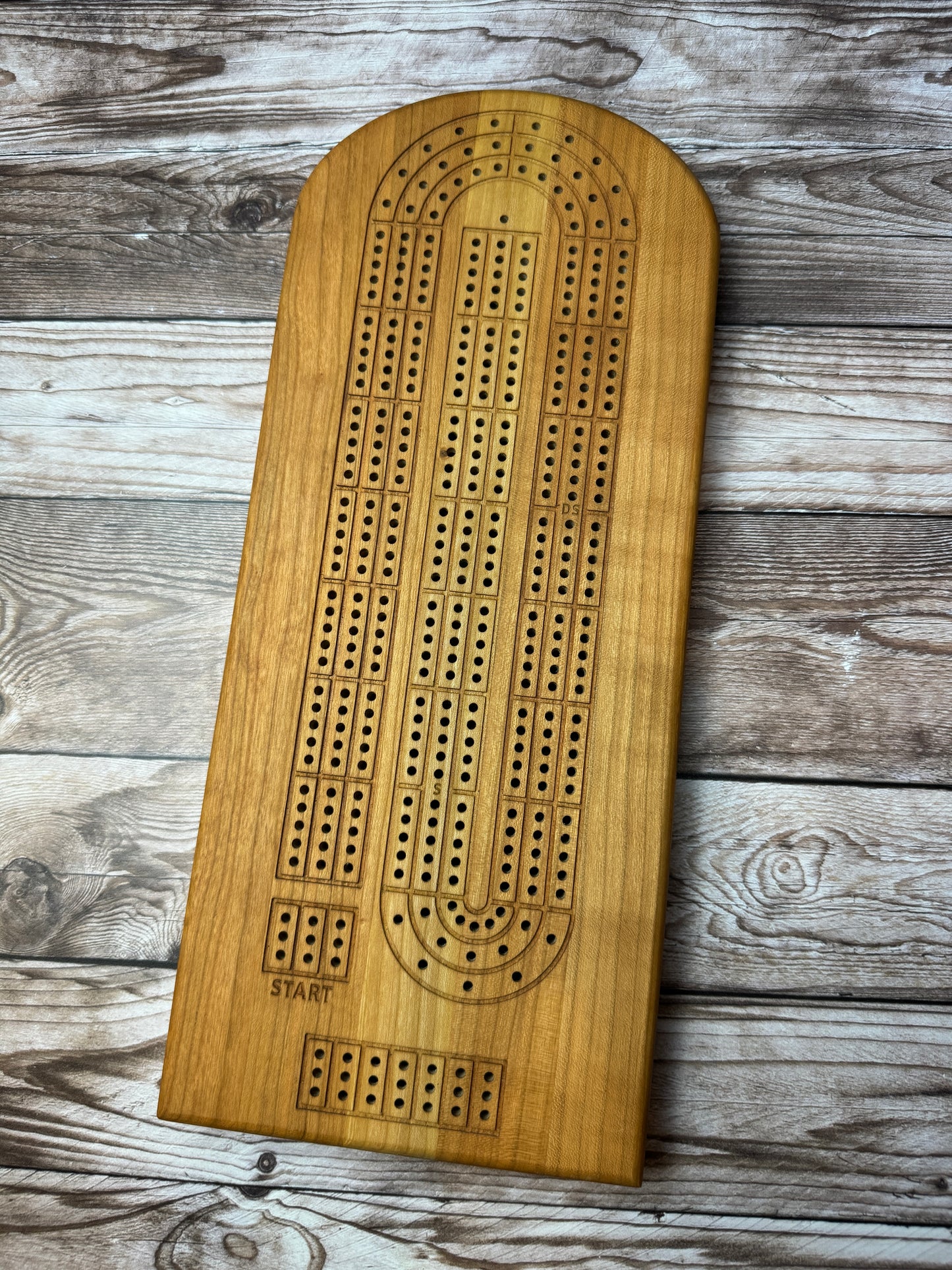 Medium Cribbage Board 16