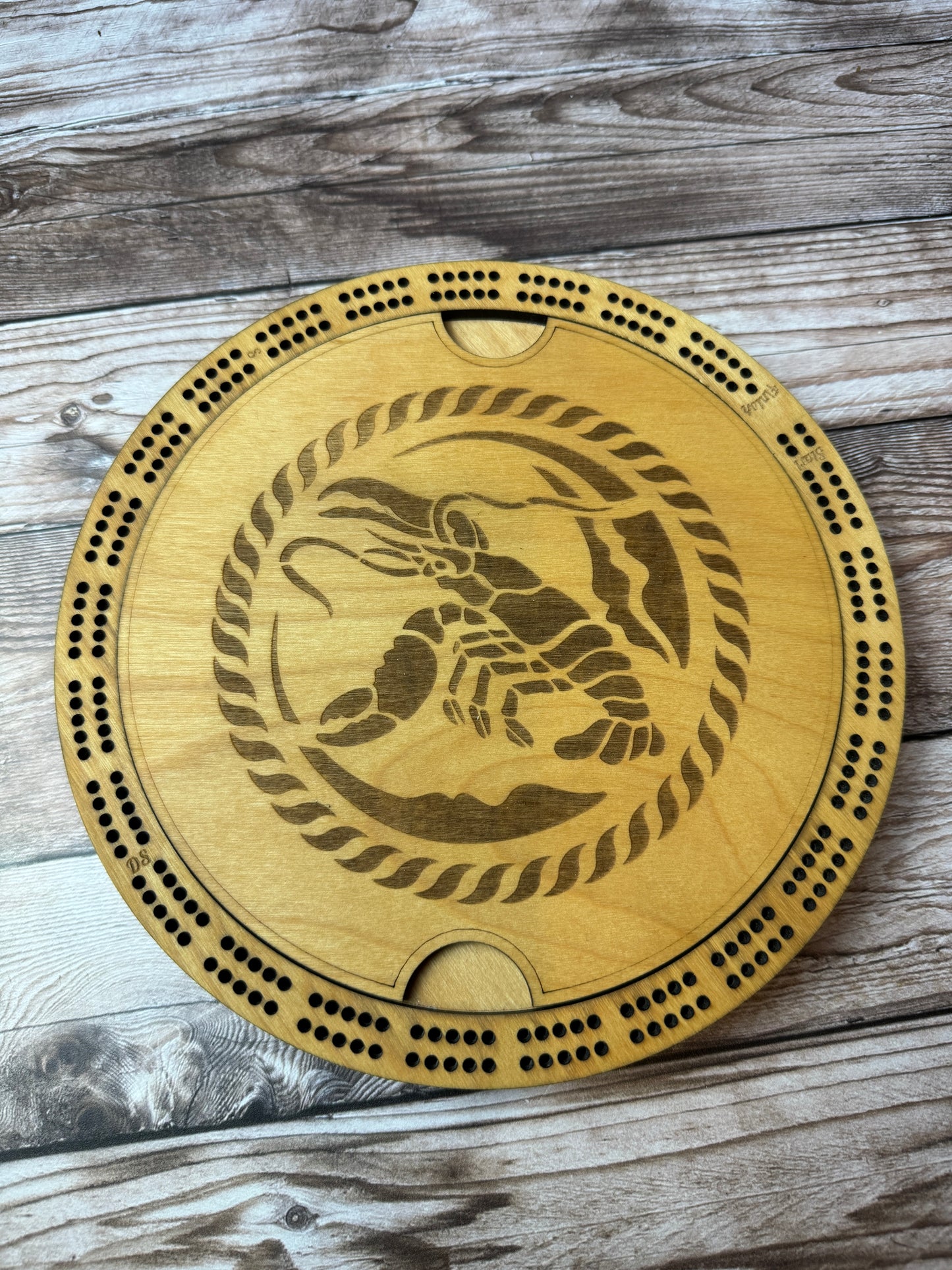 Round Cribbage Board