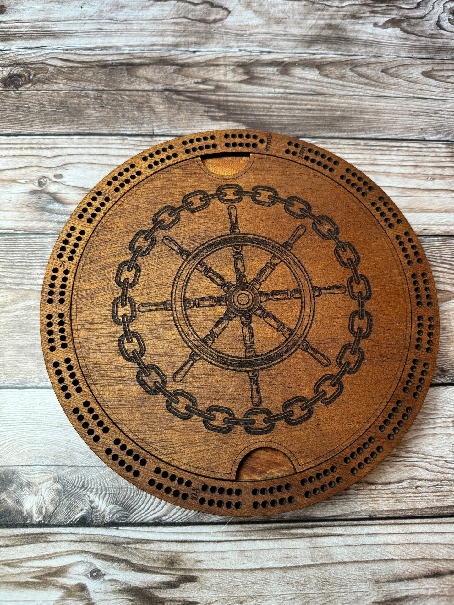 Round Cribbage Board