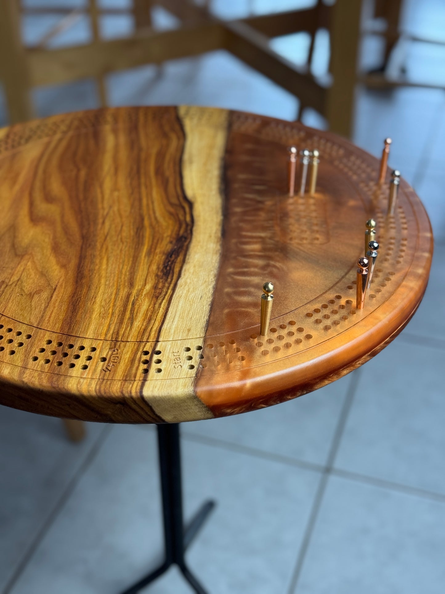 Cribbage table - Olive wood and bronze