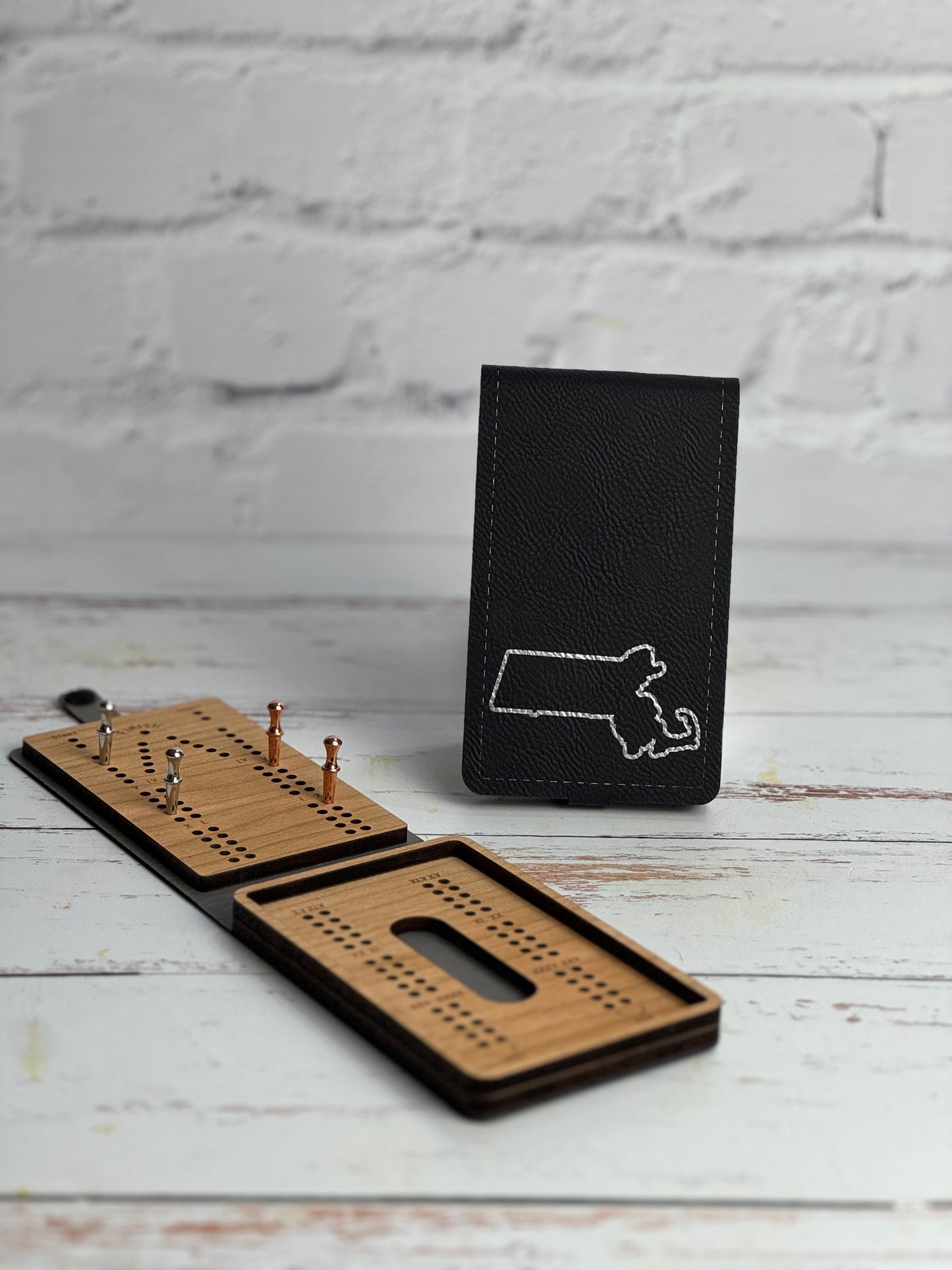 Folding Cribbage Board - Massachusetts outline