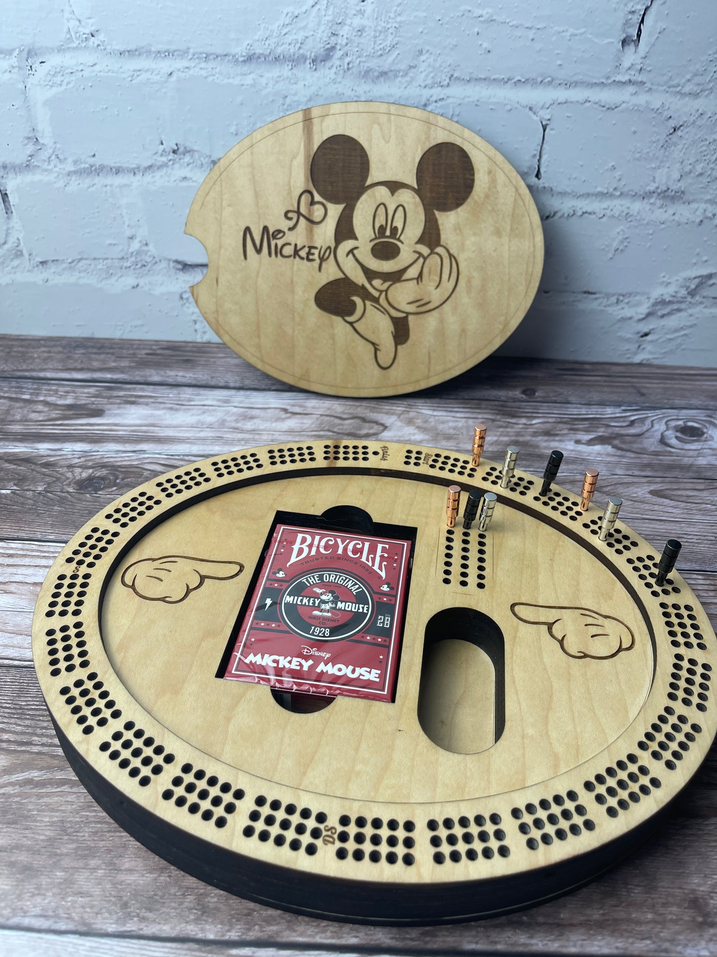 The Mice cribbage board