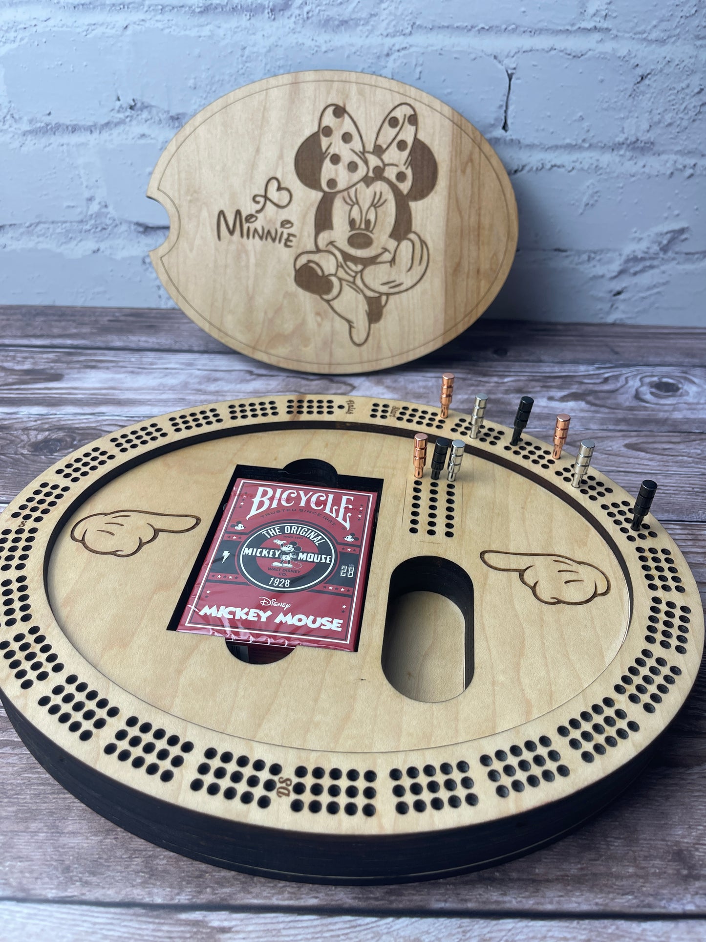 The Mice cribbage board