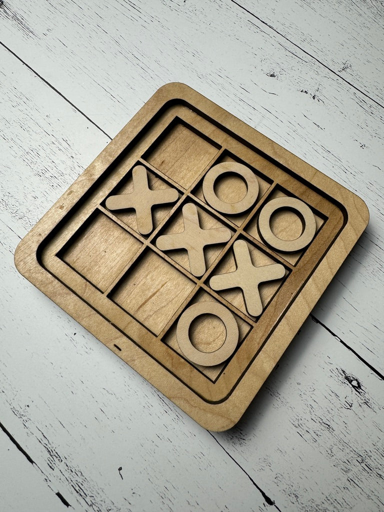 Tic Tac Toe travel game