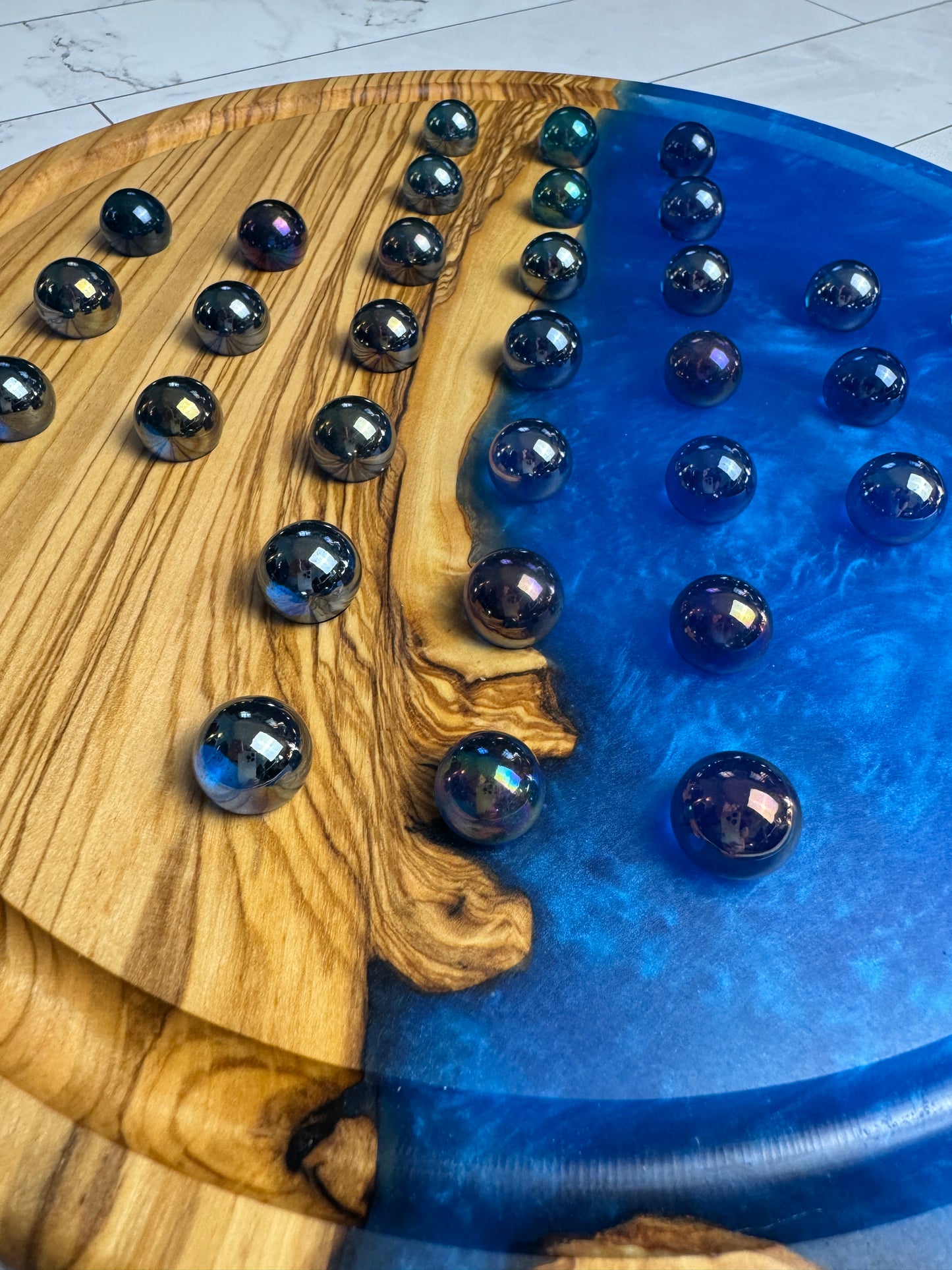 Deluxe Solitaire Board - Olive wood and blue resin