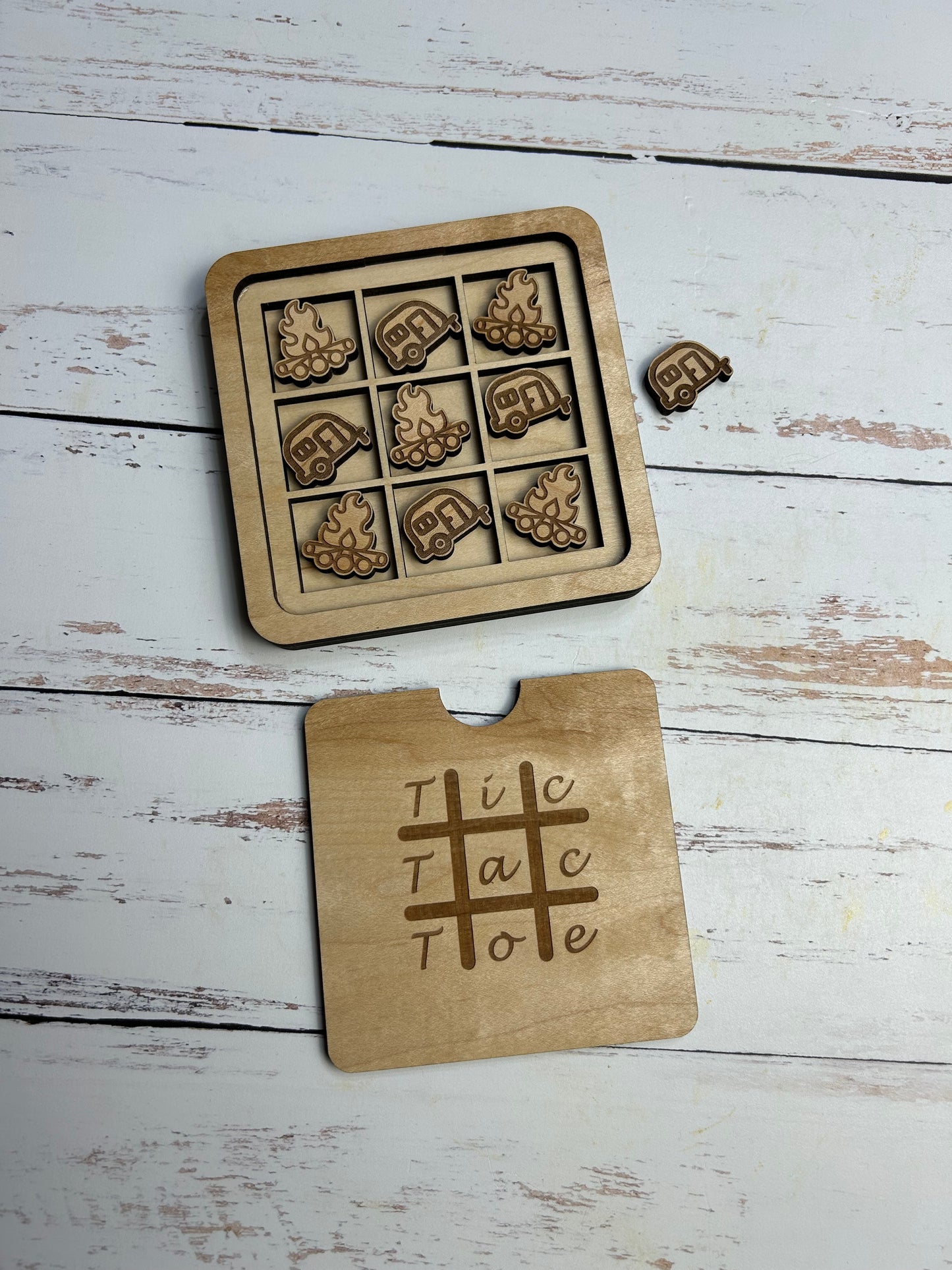 Tic Tac Toe travel game