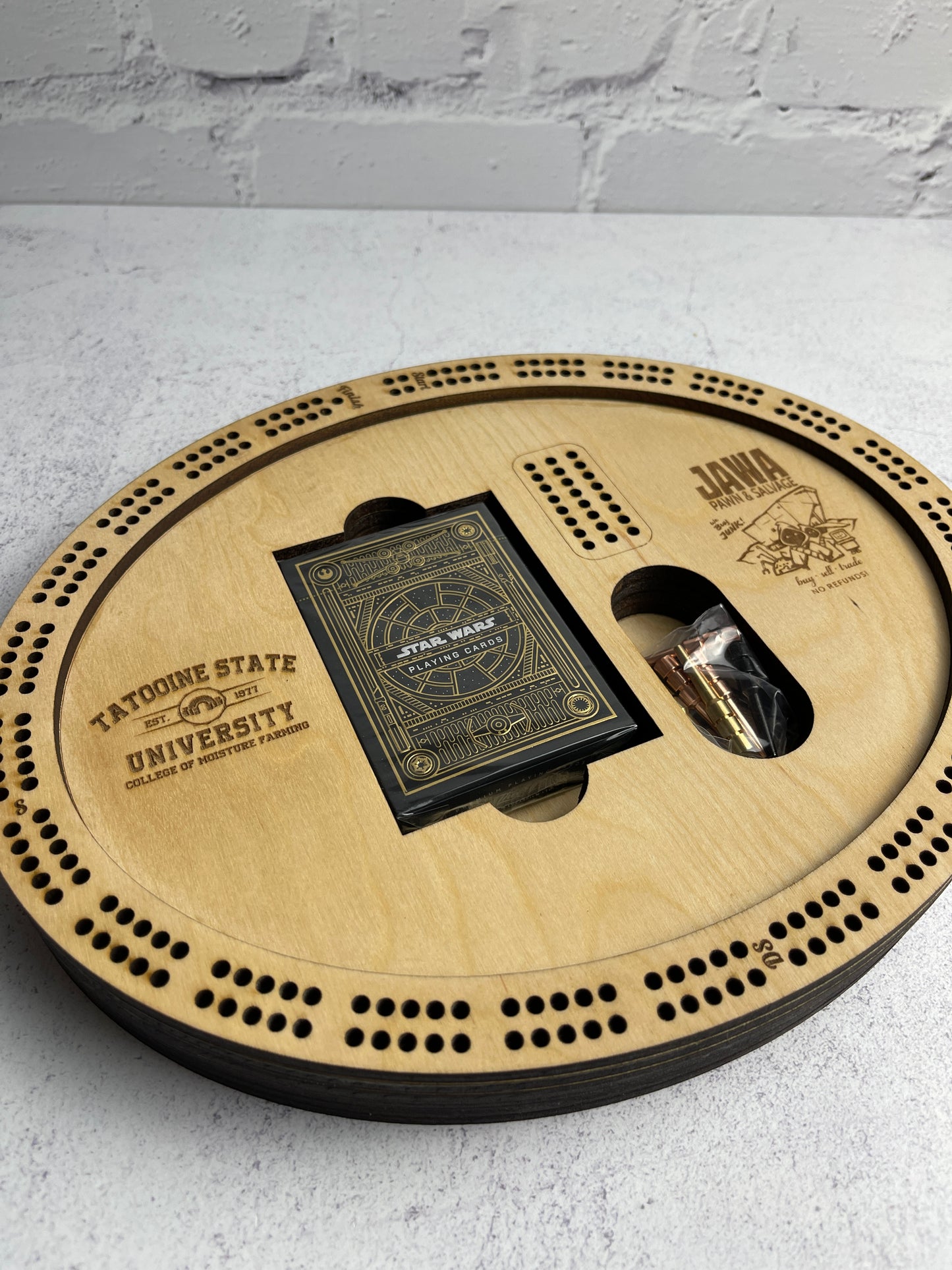 Mos Eisley Cantina cribbage board