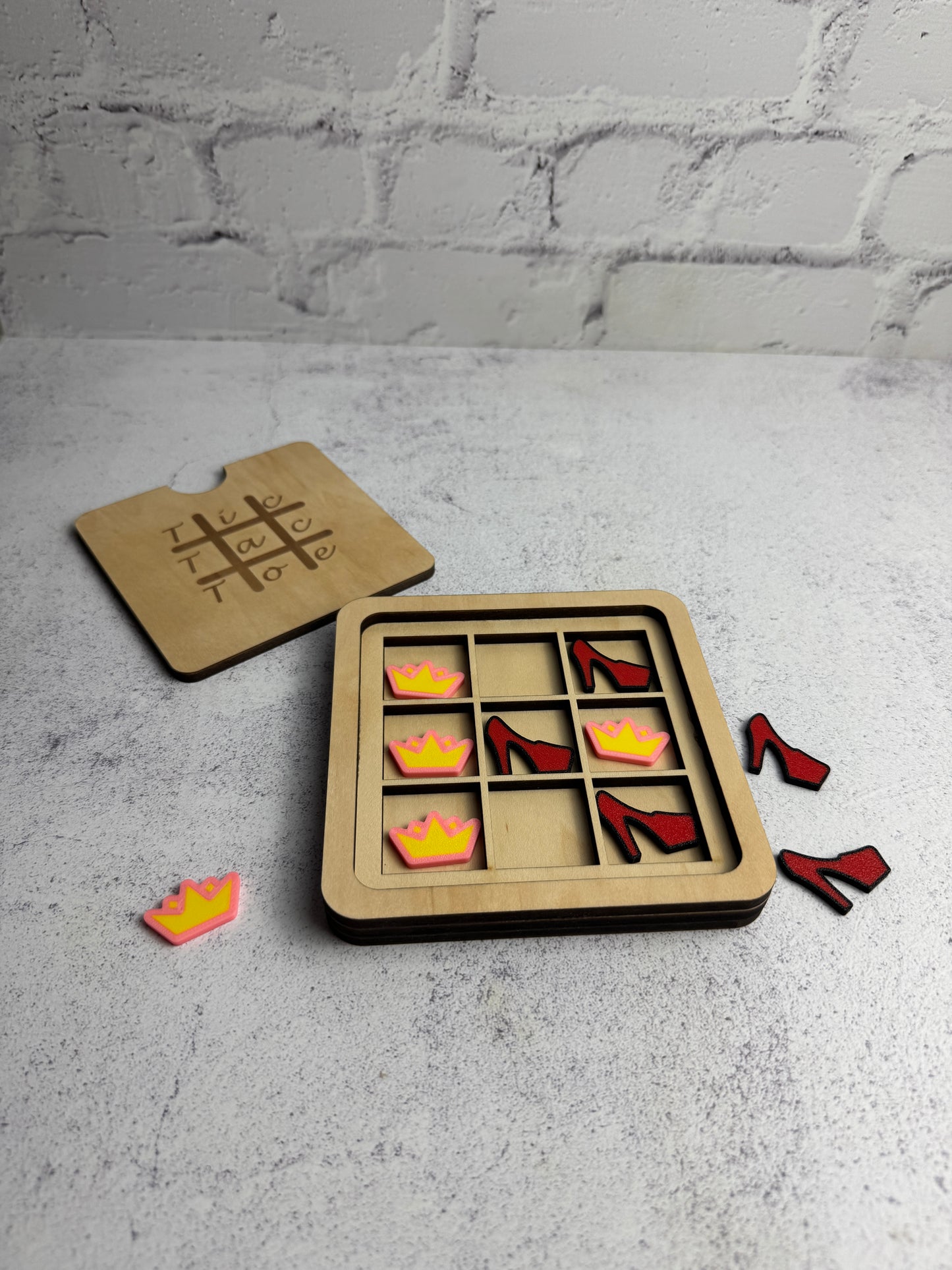 Tic Tac Toe travel game