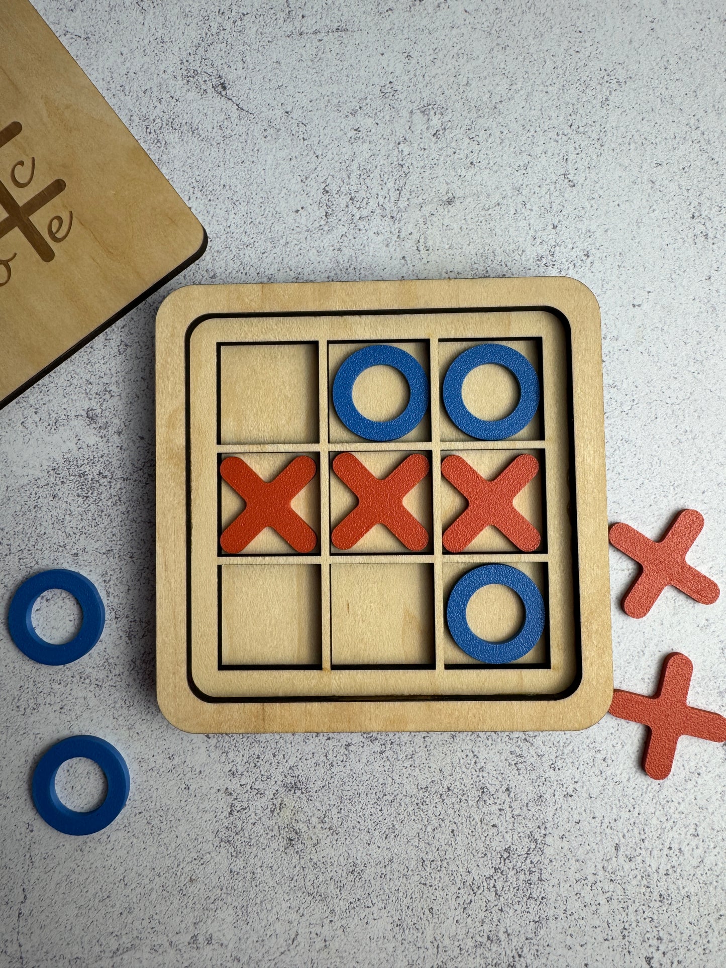 Tic Tac Toe travel game