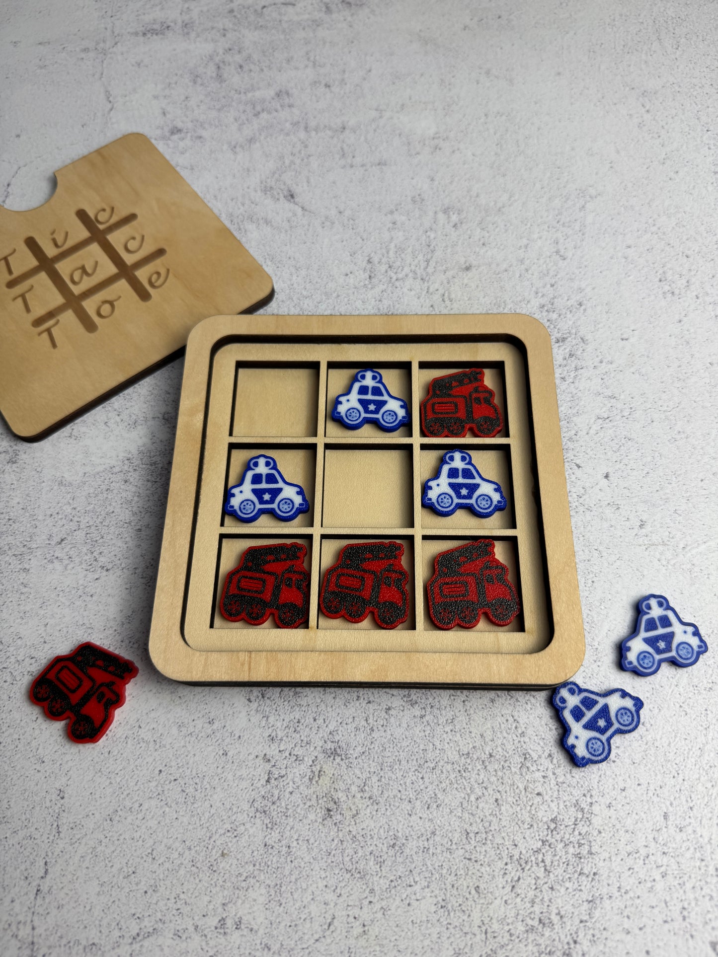 Tic Tac Toe travel game
